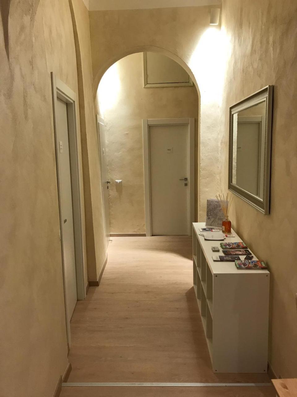Sallustio Rooms - Rooms Only Siena Luaran gambar