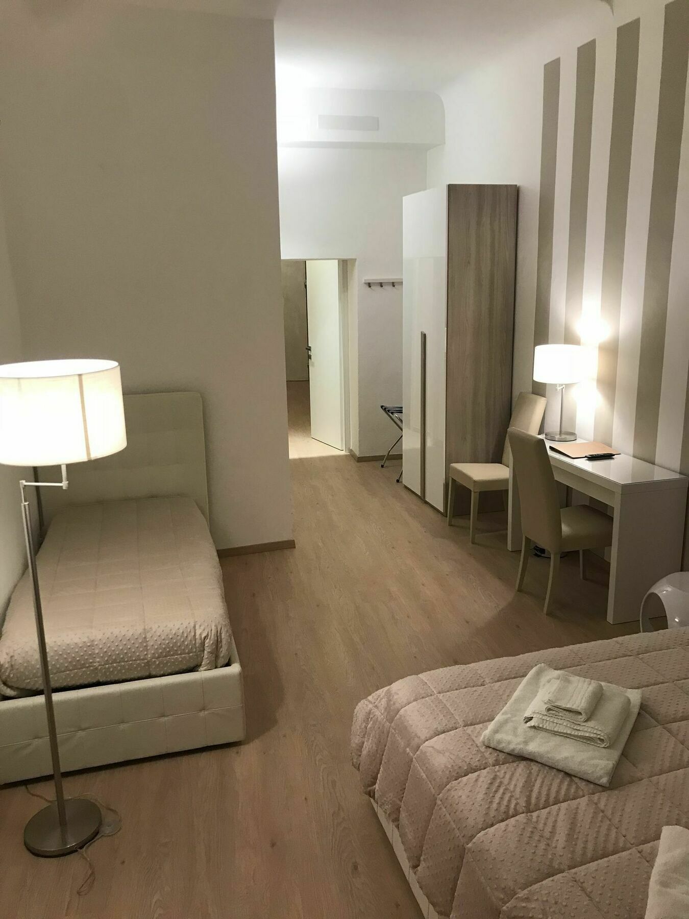 Sallustio Rooms - Rooms Only Siena Luaran gambar